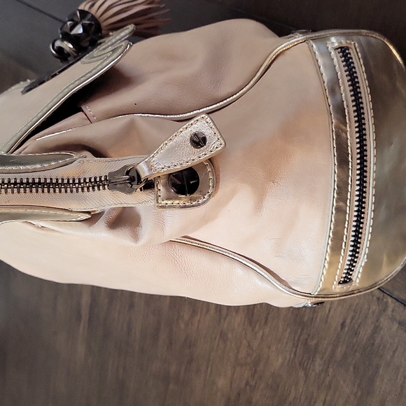 Betsey Johnson Leather Taupe & Gold  Bag - Picture 4 of 11